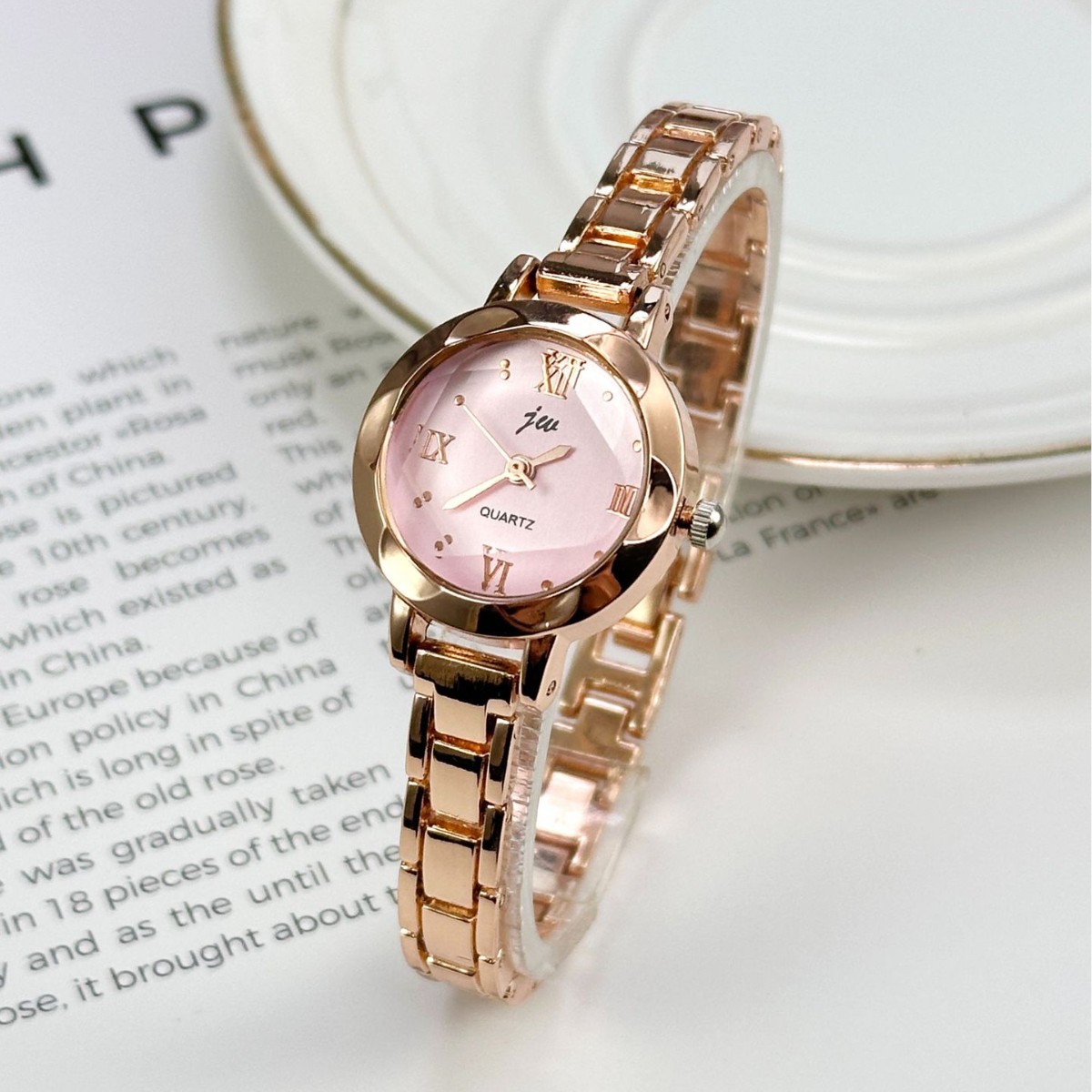 Women's minimalist and compact - Vintage Fashion Watches review and price