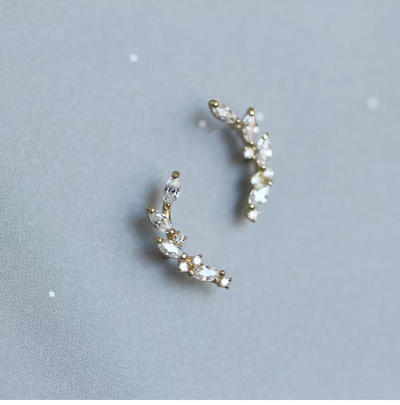 Korea Exquisite Curved Shiny Z - Vintage Fashion Korea review and price