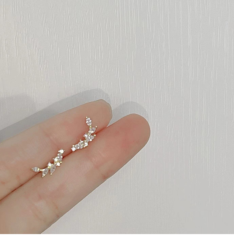 Korea Exquisite Curved Shiny Z - Vintage Fashion Korea review and price