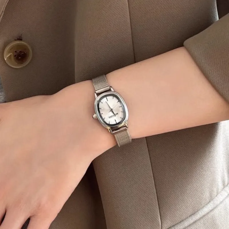 Small Oval Dial Green Watch Si - Vintage Fashion Watches review and price